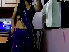 mallu desi lilly aunty ki chokt ki pyas kaise bhujaye aunty ki puti dasta dekho choot ki aag nikaldi 17